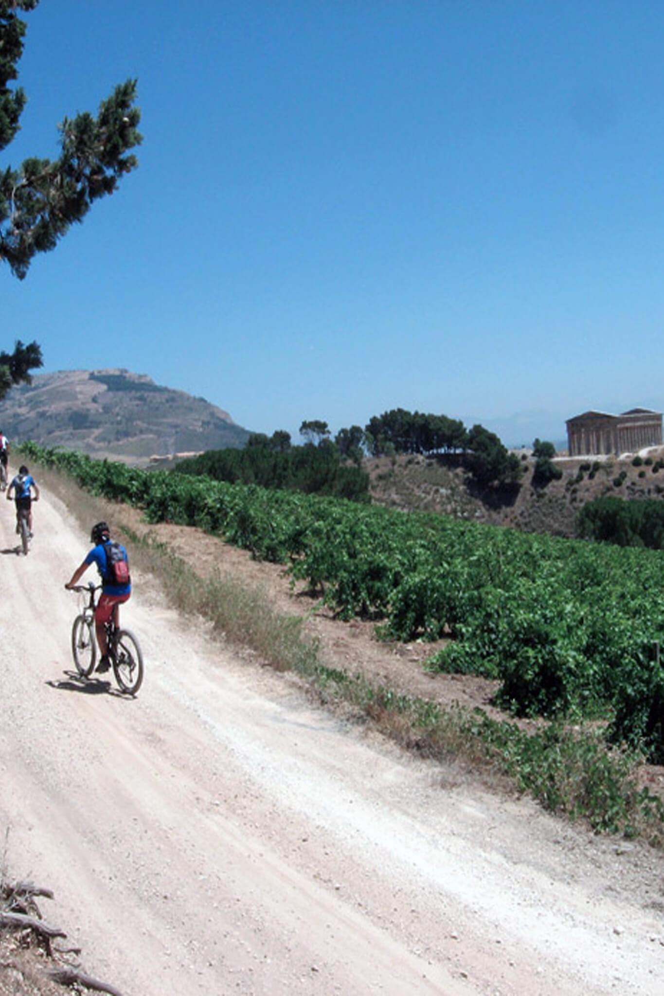 bike tour sicilia